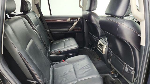 2017 Lexus GX GX 460 Premium 4WD with Blind Spot Monitor - 22942678 - 24