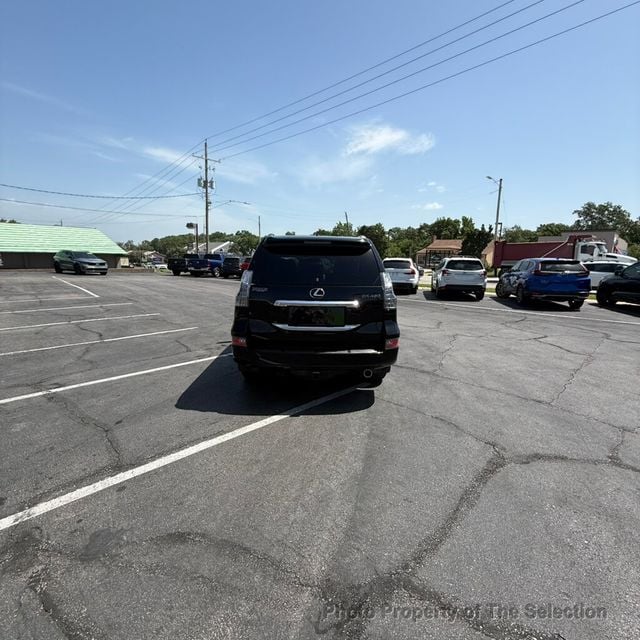 2017 Lexus GX GX460 PREMIUM 4WD W/PREMIUM PACKAGE & BLIND SPOT SYSTEM - 23040029 - 11