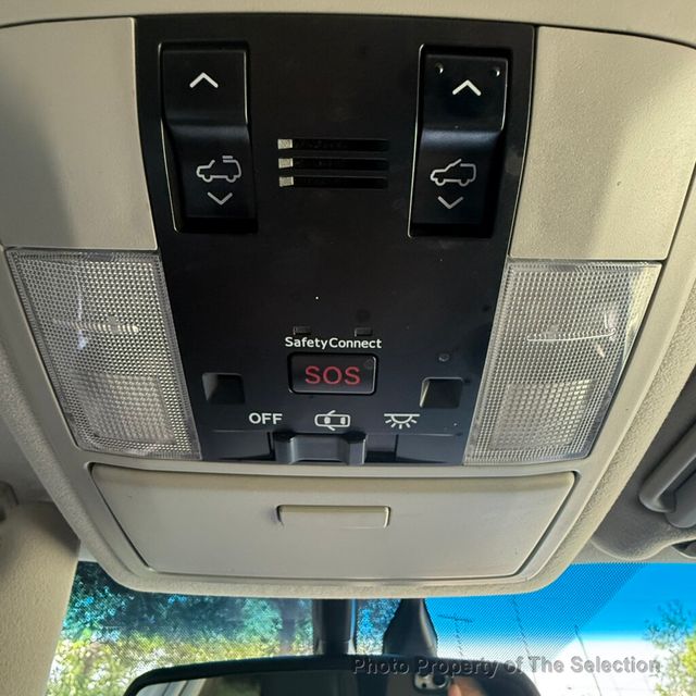 2017 Lexus GX GX460 PREMIUM 4WD W/PREMIUM PACKAGE & BLIND SPOT SYSTEM - 23040029 - 38
