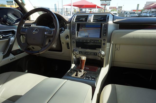 2017 Lexus GX ONE OWNER, 4WD, THIRD ROW SEATS, PREMIUM WHEELS, MOON ROOF - 23030177 - 18