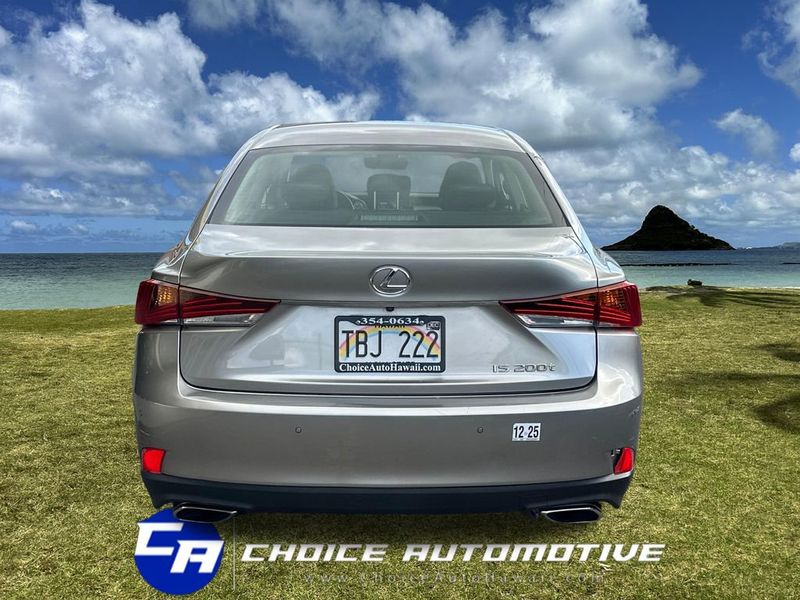 2017 Lexus IS 200t - 23004493 - 5