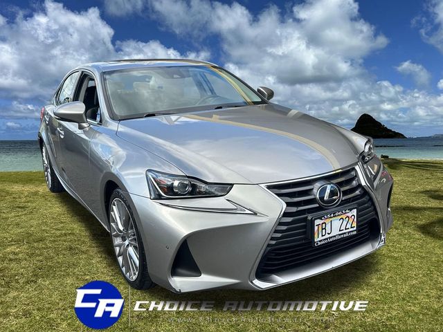 2017 Lexus IS 200t - 23004493 - 8