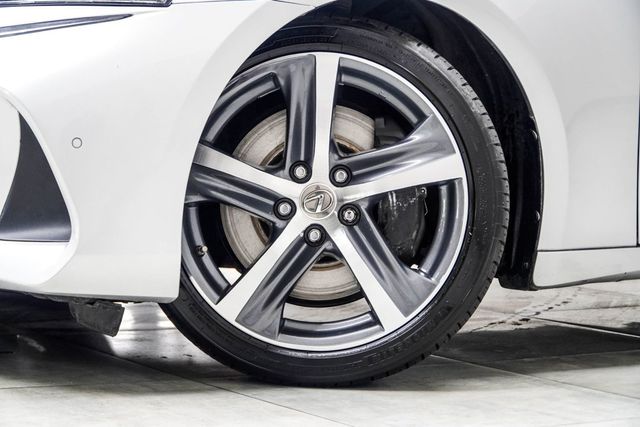 2017 Lexus IS 200t - 23007809 - 5