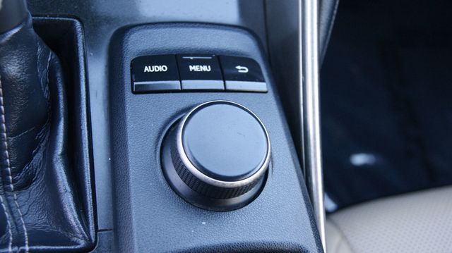 2017 Lexus IS 4 NEW TIRES , JUST SERVICED , VERY CLEAN INSIDE AND OUT  - 22925405 - 13