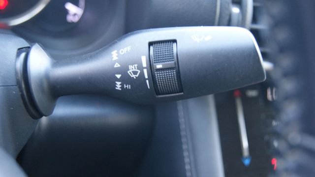 2017 Lexus IS 4 NEW TIRES , JUST SERVICED , VERY CLEAN INSIDE AND OUT  - 22925405 - 17