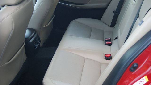 2017 Lexus IS 4 NEW TIRES , JUST SERVICED , VERY CLEAN INSIDE AND OUT  - 22925405 - 23