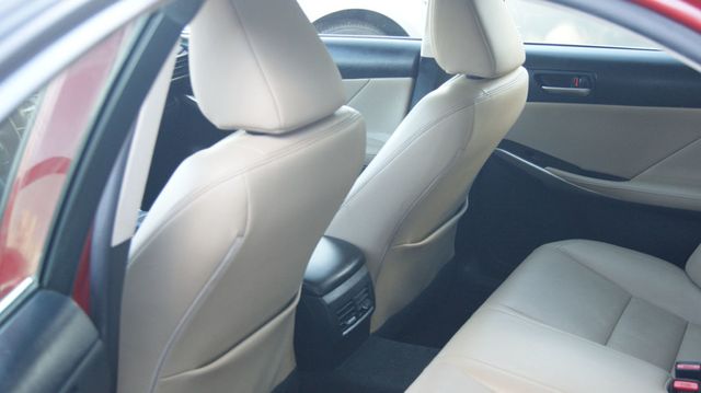 2017 Lexus IS 4 NEW TIRES , JUST SERVICED , VERY CLEAN INSIDE AND OUT  - 22925405 - 25