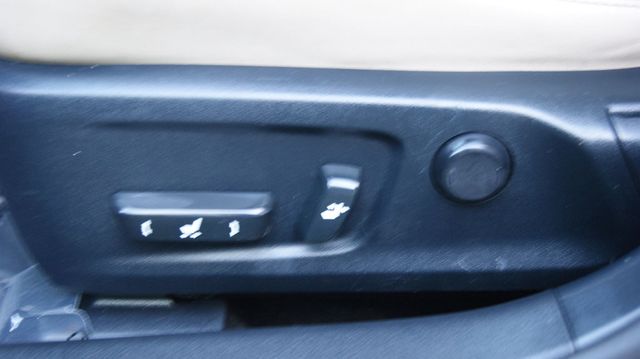 2017 Lexus IS 4 NEW TIRES , JUST SERVICED , VERY CLEAN INSIDE AND OUT  - 22925405 - 49