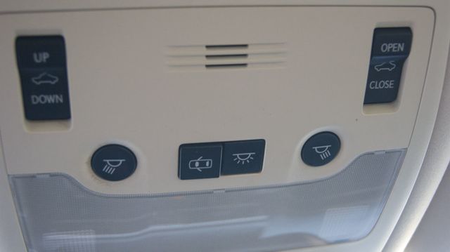 2017 Lexus IS 4 NEW TIRES , JUST SERVICED , VERY CLEAN INSIDE AND OUT  - 22925405 - 55