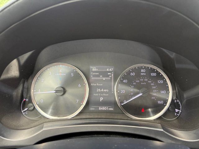 2017 Lexus IS Base 4dr Sedan - 23029174 - 11