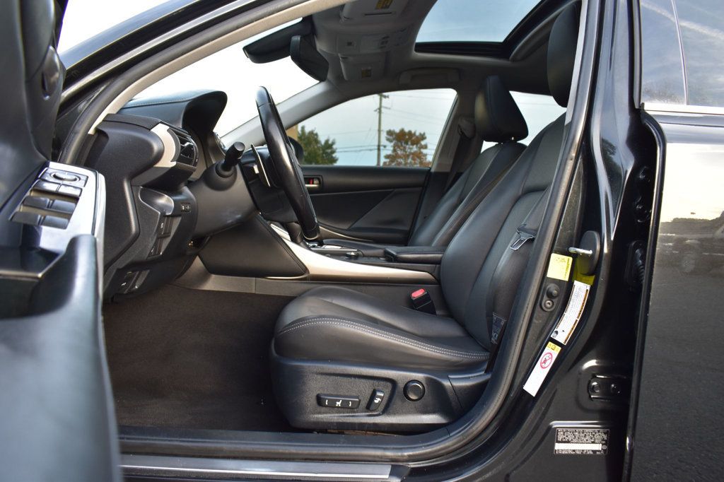 2017 Lexus IS IS 300 AWD - 23093621 - 12