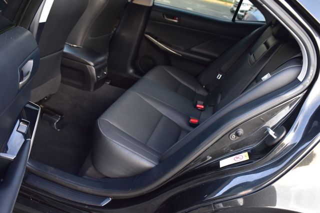 2017 Lexus IS IS 300 AWD - 23093621 - 18