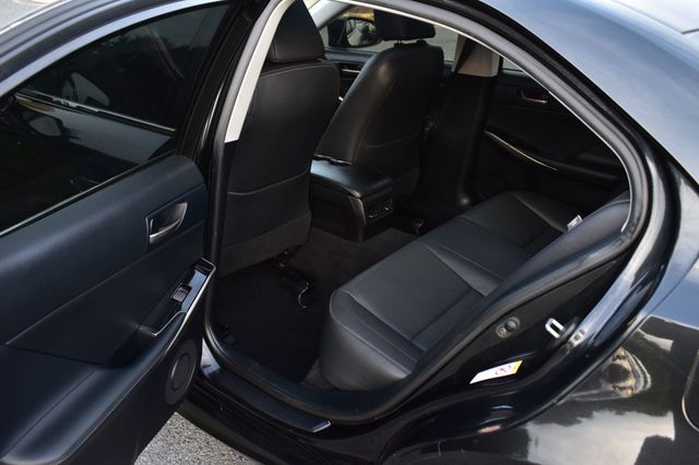 2017 Lexus IS IS 300 AWD - 23093621 - 20