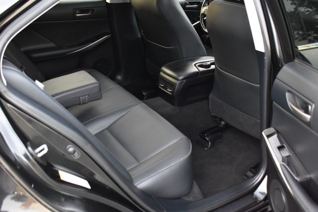 2017 Lexus IS IS 300 AWD - 23093621 - 23