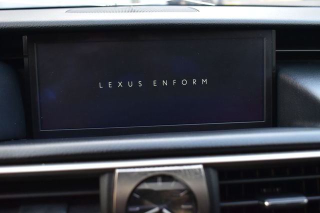 2017 Lexus IS IS 300 AWD - 23093621 - 29