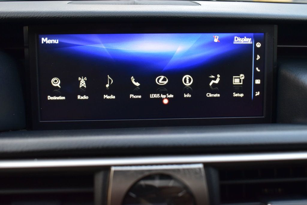2017 Lexus IS IS 300 AWD - 23093621 - 33