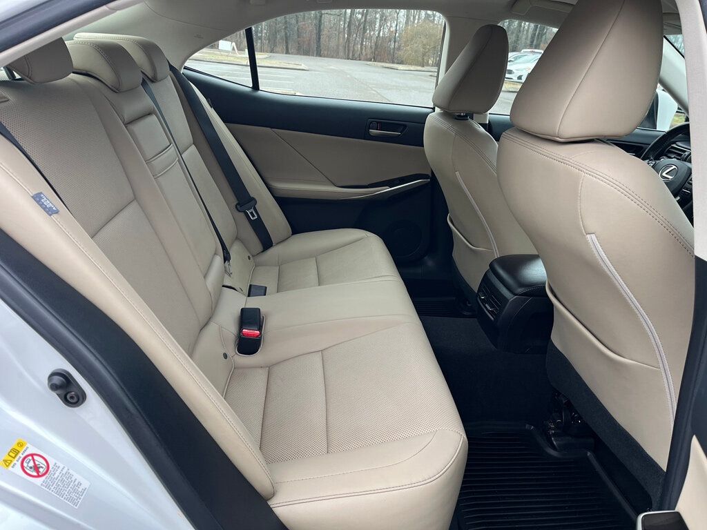 2017 Lexus IS IS 300 AWD - 22980869 - 11