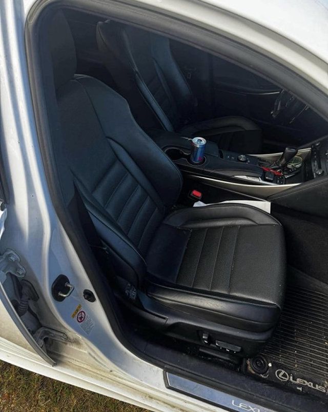 2017 Lexus IS IS 300 AWD - 23101869 - 4