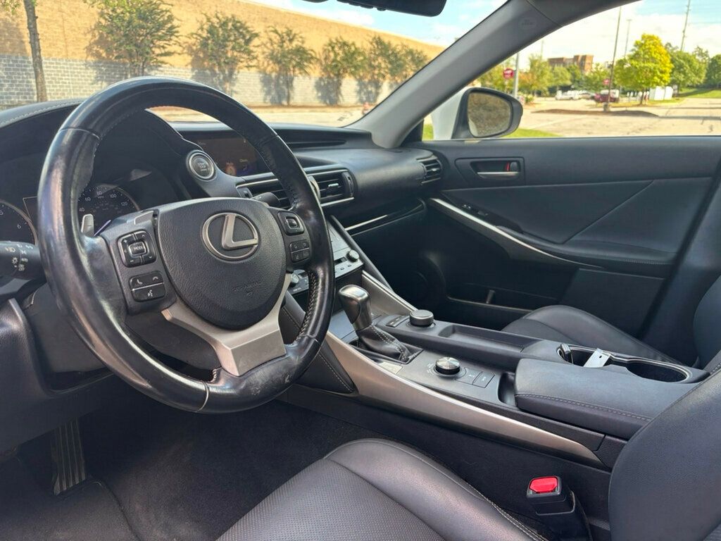 2017 Lexus IS 300 AWD photo 2
