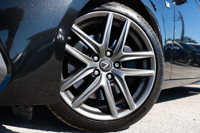2017 Lexus IS IS 350 F Sport RWD - 22939612 - 32