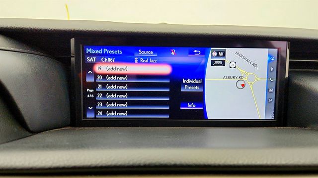 2017 Lexus IS IS Turbo RWD w/ Navigation & Premium Package - 23045126 - 19