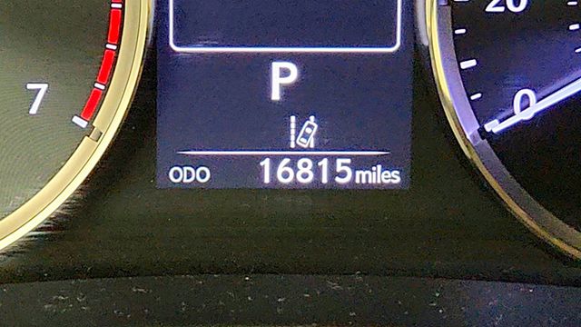 2017 Lexus IS IS Turbo w/ Navigation, Premium Pkg & Blind Spot Monitor - 23029852 - 15