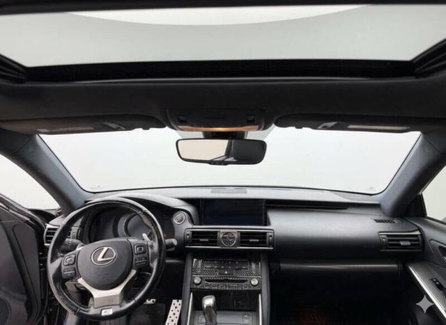 2017 Lexus IS 300 Base AWD 4dr Sedan - 22919908 - 17