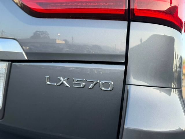 2017 Lexus LX  - 23043720 - 25