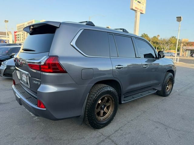 2017 Lexus LX  - 23043720 - 3