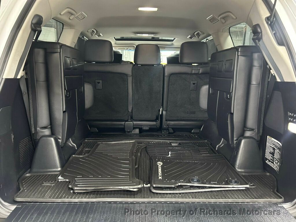 2017 Lexus LX  - 22957573 - 18