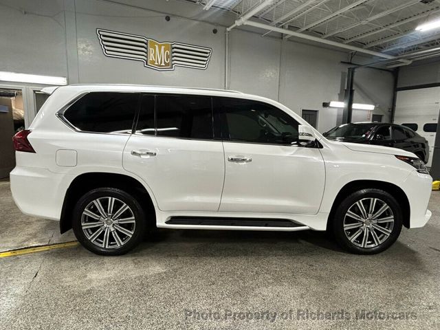 2017 Lexus LX  - 22957573 - 1