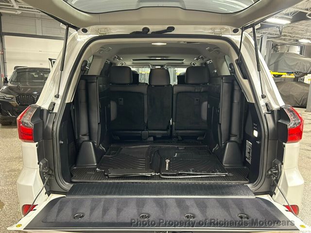 2017 Lexus LX  - 22957573 - 19