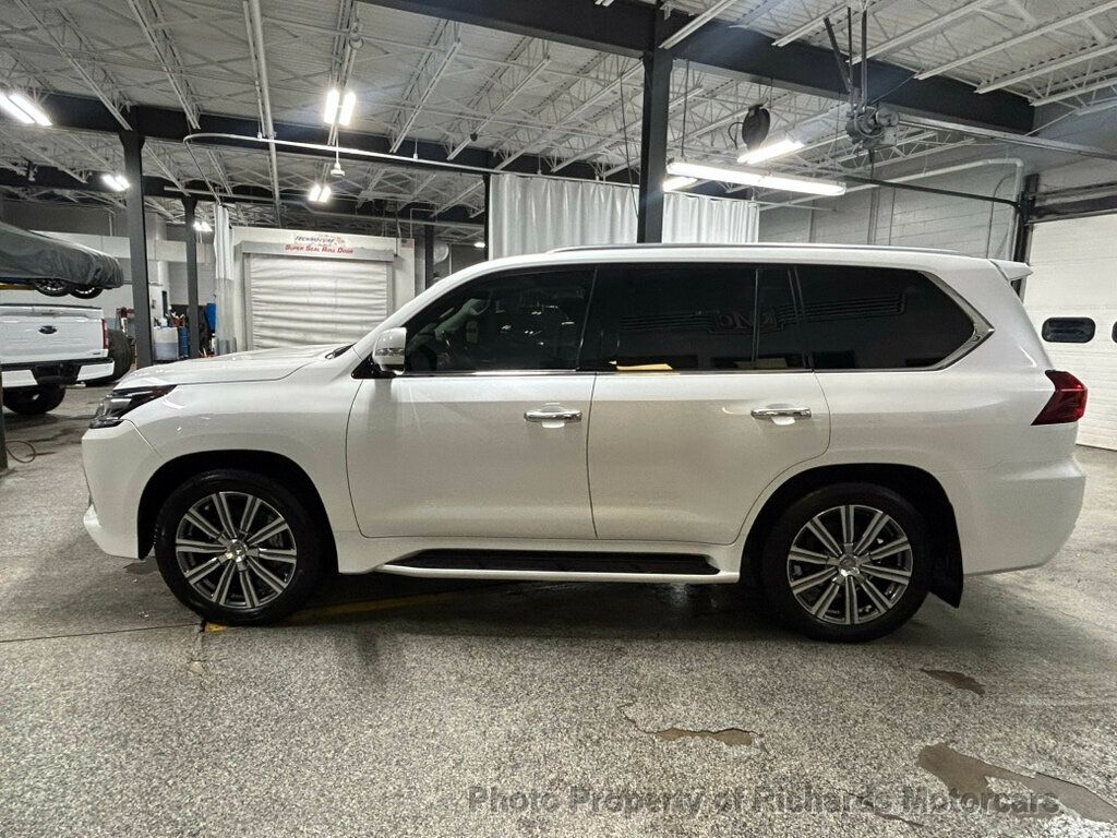 2017 Lexus LX  - 22957573 - 5