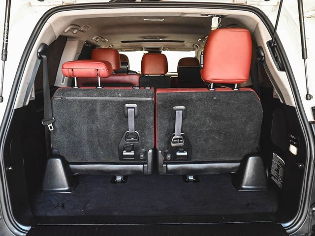 2017 Lexus LX 570 - 23017093 - 38