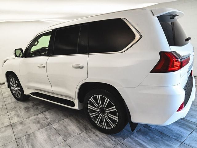 2017 Lexus LX 570 - 23017093 - 3