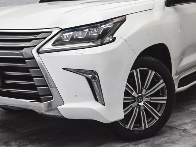 2017 Lexus LX 570 - 23017093 - 39