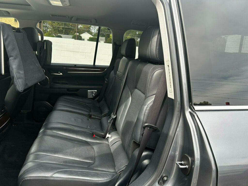 2017 Lexus LX LocalTrade/3rdRow/RearDVD/HeadsUpDisplay/LuxuryPkg/NAV - 22936100 - 12