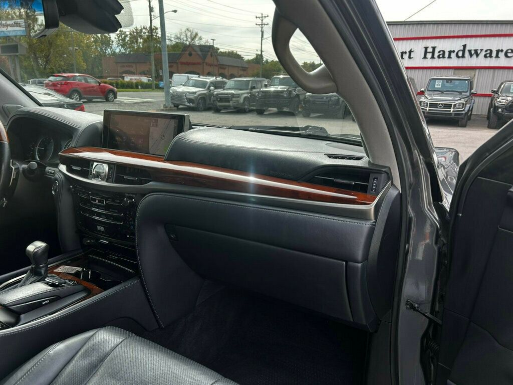 2017 Lexus LX LocalTrade/3rdRow/RearDVD/HeadsUpDisplay/LuxuryPkg/NAV - 22936100 - 22