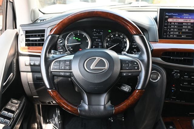 2017 Lexus LX LX  570 4WD - 23062912 - 12
