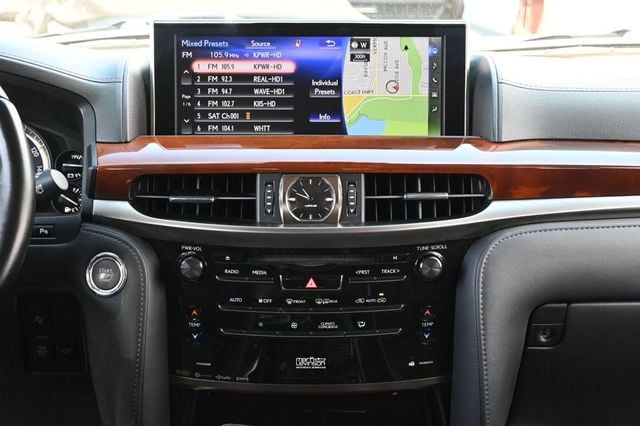 2017 Lexus LX LX  570 4WD - 23062912 - 13
