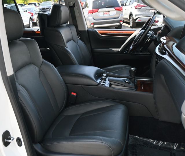 2017 Lexus LX LX  570 4WD - 23062912 - 20
