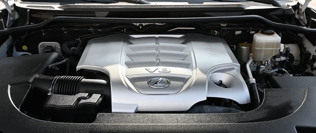 2017 Lexus LX LX  570 4WD - 23062912 - 26