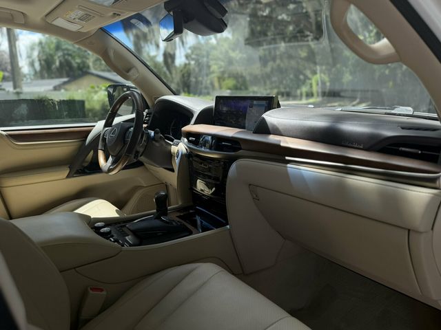 2017 Lexus LX LX  570 4WD - 23078304 - 11