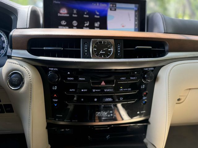 2017 Lexus LX LX  570 4WD - 23078304 - 20