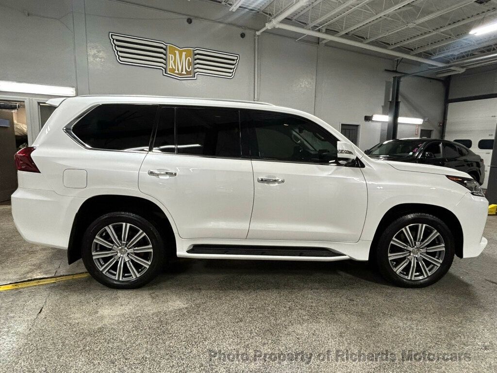 2017 Lexus LX LX  570 4WD - 22957573 - 1