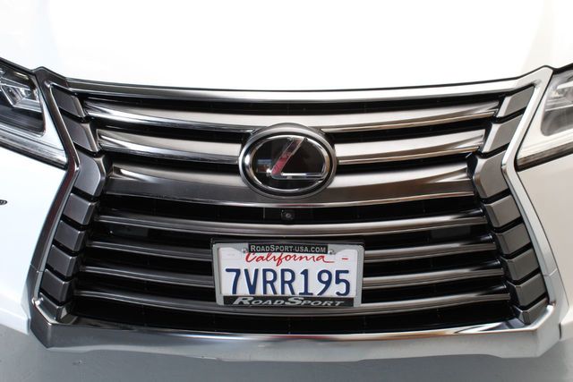 2017 Lexus LX LX  570 4WD - 20000537 - 13