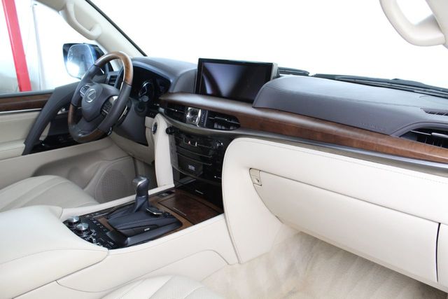 2017 Lexus LX LX  570 4WD - 20000537 - 5