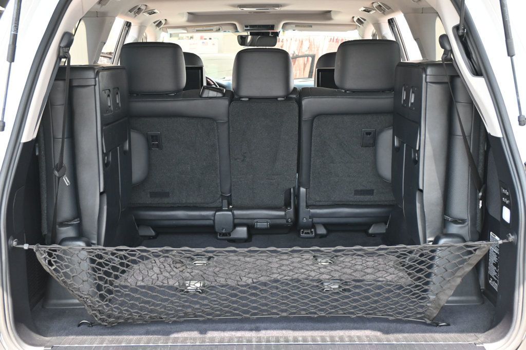 Lexus LX photo 23