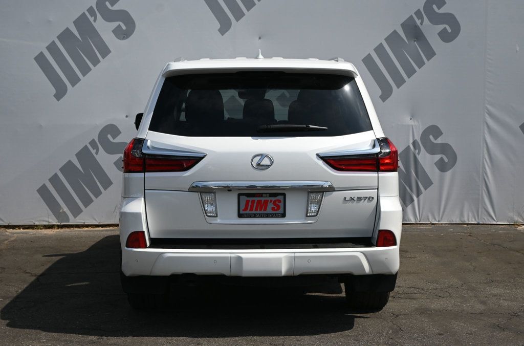 Lexus LX photo 6