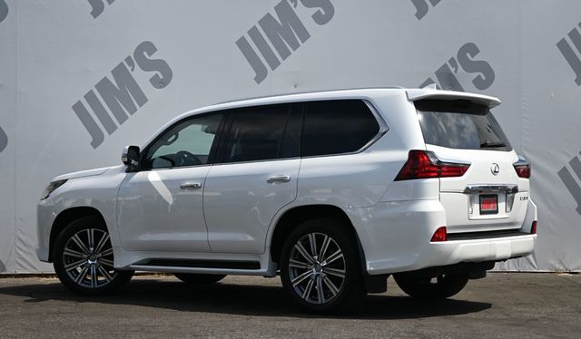 2017 Lexus LX LX 570 4WD Luxury Package Rear Seat Entertainment System  - 23062912 - 6